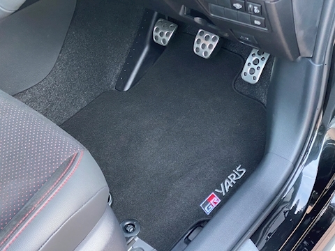 1.6T GR Circuit Hatchback 3dr Petrol Manual AWD (261 ps)