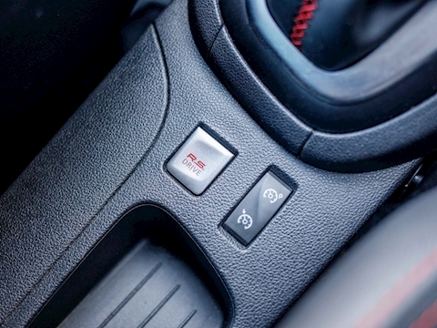 Clio 1.6 TCe Renaultsport Nav Trophy Hatchback 5dr Petrol EDC (s/s) (220 ps)