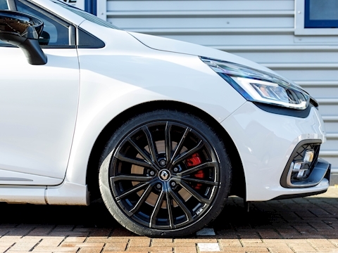 Clio 1.6 TCe Renaultsport Nav Trophy Hatchback 5dr Petrol EDC (s/s) (220 ps)