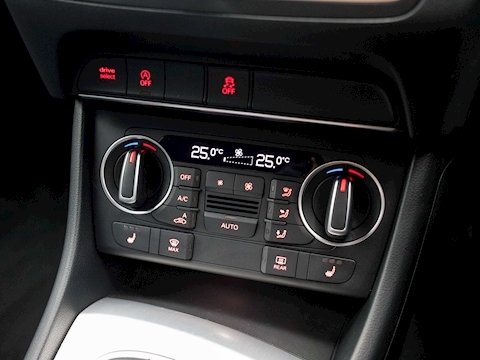 Q3 2.0 TDI S line SUV 5dr Diesel S Tronic quattro (s/s) (Nav) (150 ps)