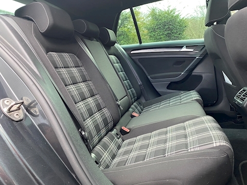2.0 TDI BlueMotion Tech GTD Hatchback 5dr Diesel DSG (127 g/km, 181 bhp)
