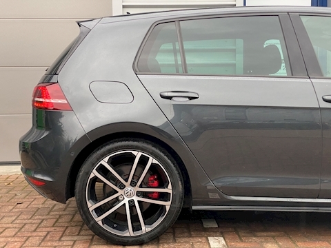 2.0 TDI BlueMotion Tech GTD Hatchback 5dr Diesel DSG (127 g/km, 181 bhp)