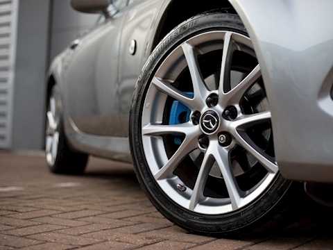 2.0i Sport Tech Roadster 2dr Petrol Manual (181 g/km, 158 bhp)