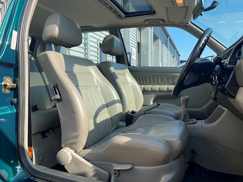 2.8 VR6 Hatchback 3dr Petrol Manual (199 g/km, 174 bhp)