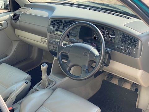 2.8 VR6 Hatchback 3dr Petrol Manual (199 g/km, 174 bhp)