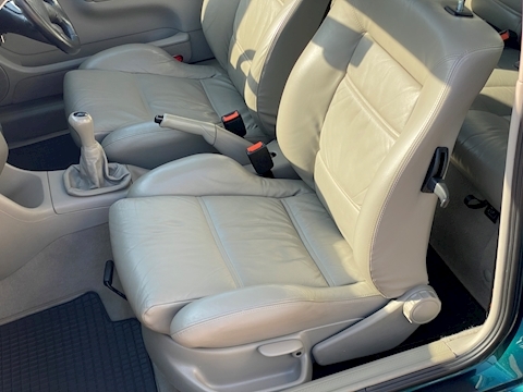 2.8 VR6 Hatchback 3dr Petrol Manual (199 g/km, 174 bhp)