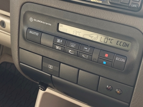 2.8 VR6 Hatchback 3dr Petrol Manual (199 g/km, 174 bhp)