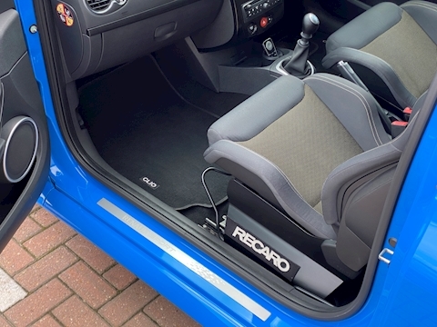 2.0 Renaultsport Hatchback 3dr Petrol Manual (190 g/km, 197 bhp)