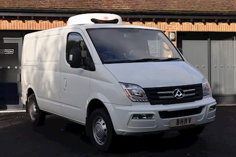 V80 Swb Eco-D Refrigerated Chiller Fridge Van