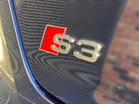 2.0 TFSI Black Edition Sportback 5dr Petrol S Tronic quattro (s/s) (310 ps)