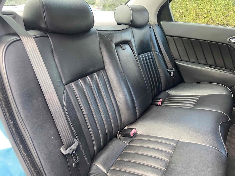 Alfa Romeo 2.5 V6 24V Saloon 4dr Petrol Manual (271 g/km, 190 bhp)