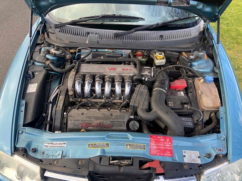 Alfa Romeo 2.5 V6 24V Saloon 4dr Petrol Manual (271 g/km, 190 bhp)