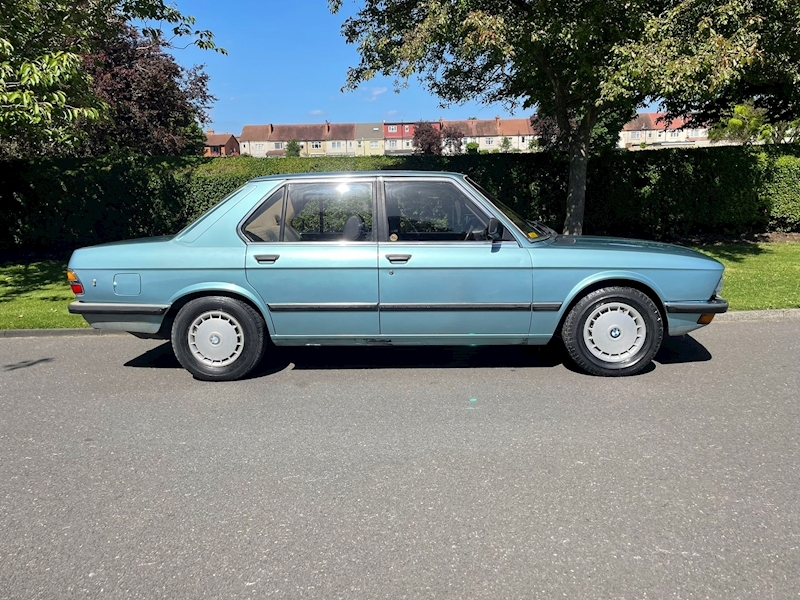 BMW 518I 1.8 4dr Saloon Manual Petrol