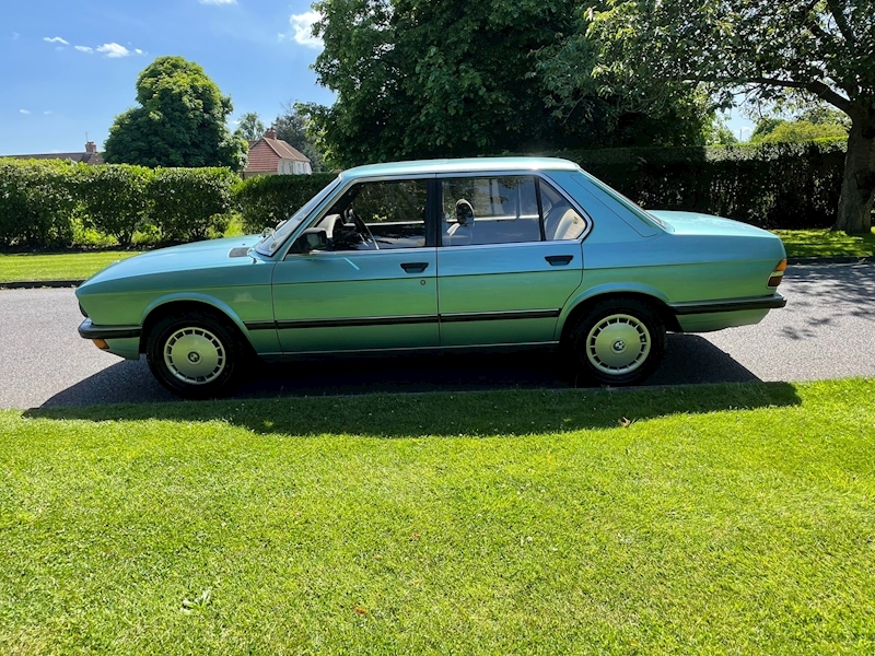 BMW 518I 1.8 4dr Saloon Manual Petrol