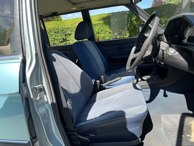 BMW 518I 1.8 4dr Saloon Manual Petrol