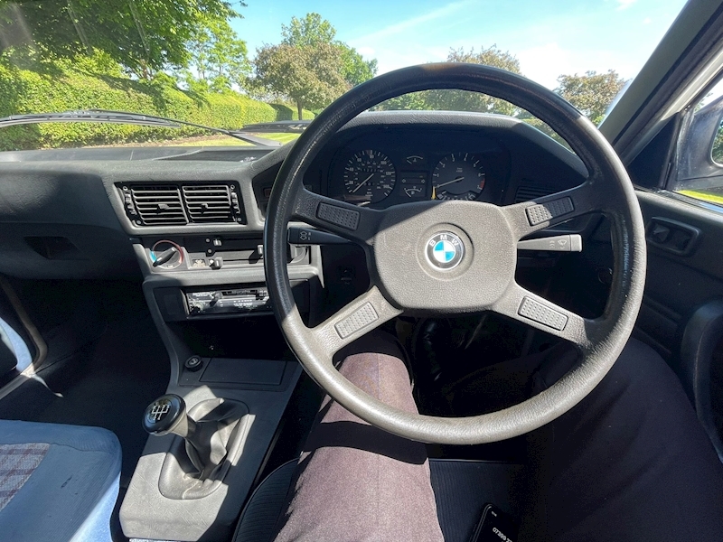 BMW 518I 1.8 4dr Saloon Manual Petrol