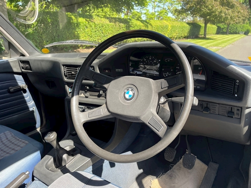 BMW 518I 1.8 4dr Saloon Manual Petrol