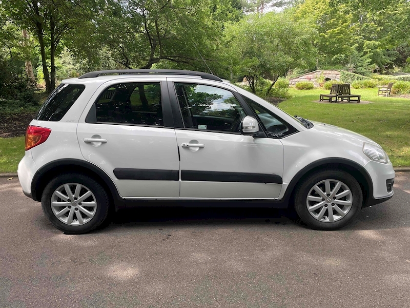 Suzuki X-EC SUV 1.6 Manual Petrol