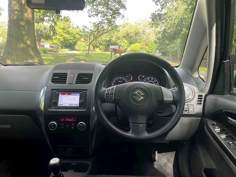 Suzuki X-EC SUV 1.6 Manual Petrol