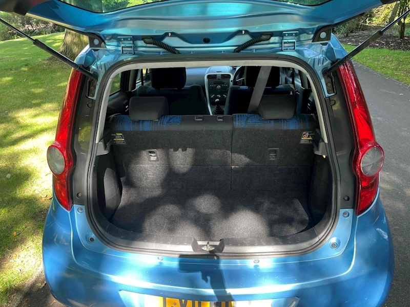 Vauxhall VVT ecoFLEX SE MPV 1.2 Manual Petrol