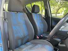 Vauxhall Agila VVT ecoFLEX SE 