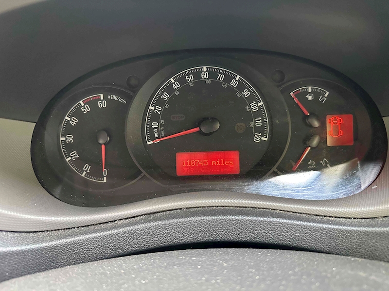 Vauxhall CDTi 3500 BiTurbo Chassis Cab 2.3 Manual Diesel