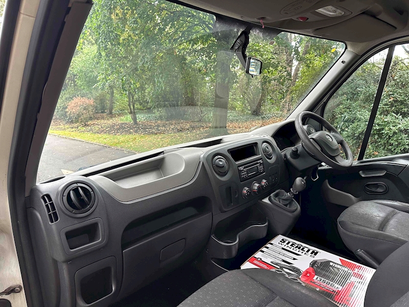 Vauxhall CDTi 3500 BiTurbo Chassis Cab 2.3 Manual Diesel