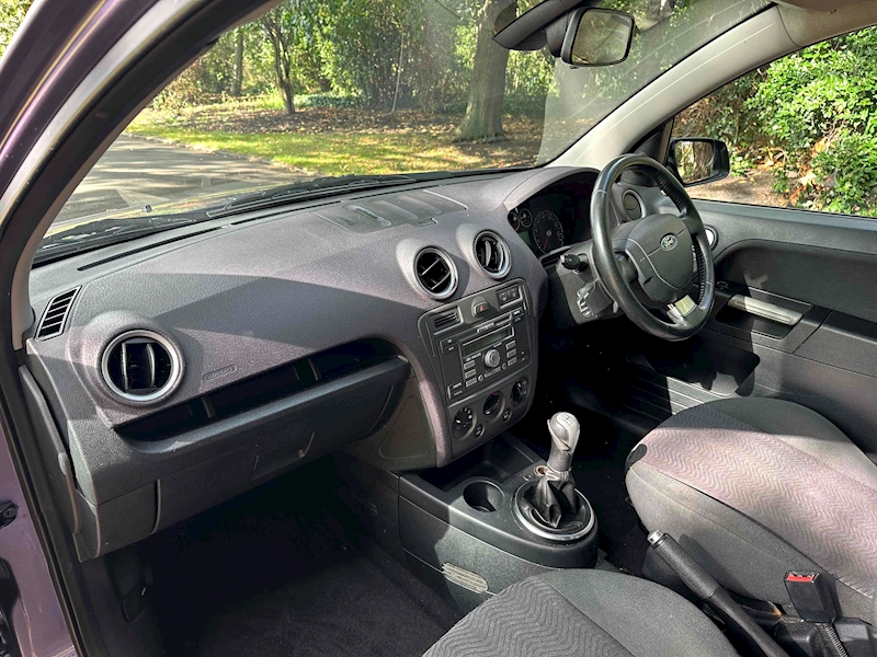 Ford Plus Hatchback 1.6 Manual Petrol