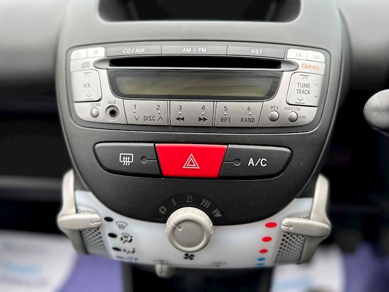 Citroen i Edition Hatchback 1.0 Manual Petrol