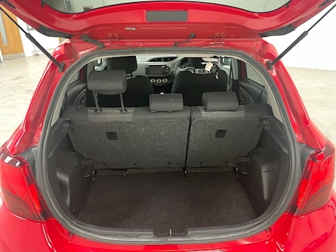 1.0 VVT-i Icon Hatchback 5dr Petrol Euro 6 (69 ps)