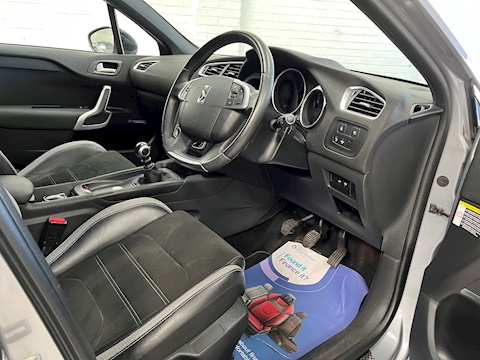 1.2 PureTech Crossback 5dr Petrol Manual Euro 6 (s/s) (130 ps)