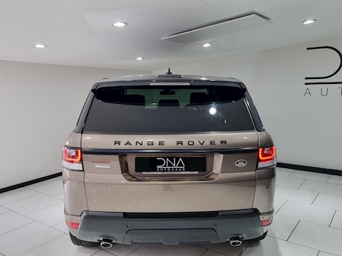 4.4 SD V8 Autobiography Dynamic SUV 5dr Diesel Auto 4WD (s/s) (339 ps)