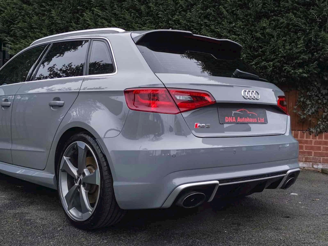 Used 2015 Audi RS3 2.5 TFSI Sportback 5dr Petrol S Tronic quattro (189 g/km, 362 bhp) For Sale