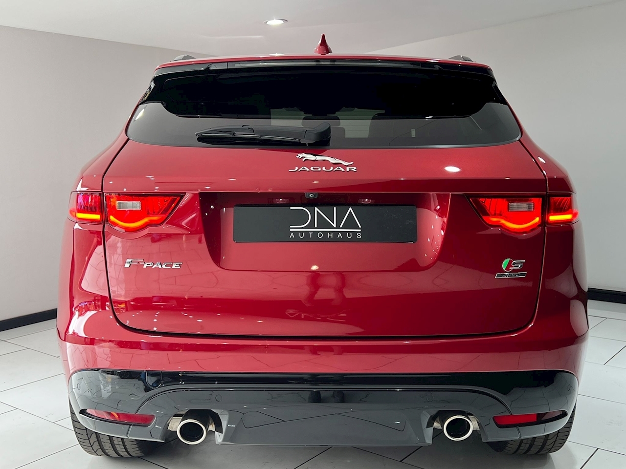 Used 2018 Jaguar FPACE d V6 S For Sale (U381) DNA Autohaus Ltd