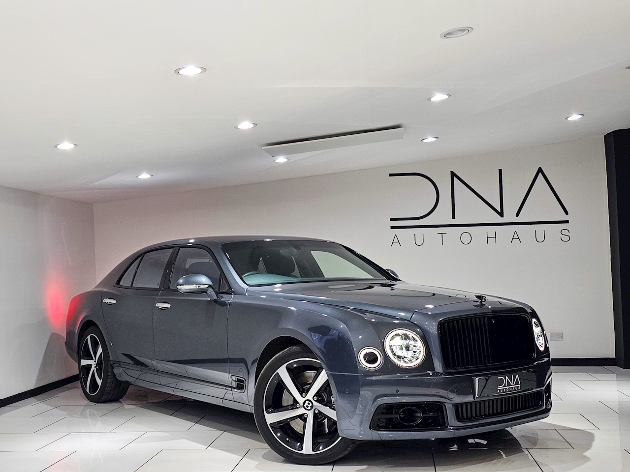 Bentley mulsanne clearance 6.75 v8