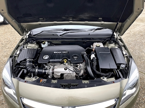 Insignia Insignia CDTi ecoFLEX SE Hatchback 1.6 Manual Diesel