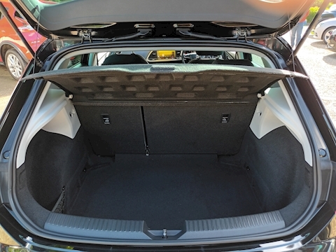 Leon TDI SE Dynamic Technology Hatchback 1.6 Manual Diesel