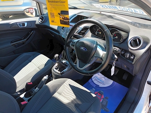 Fiesta Zetec Hatchback 1.3 Manual Petrol