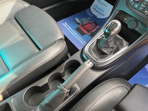 Astra i Limited Edition Hatchback 1.6 Manual Petrol