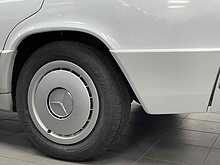 Mercedes-Benz 190 E - U115