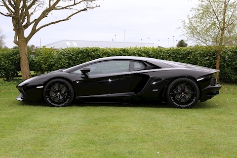 Aventador LP 700-4 Coupe