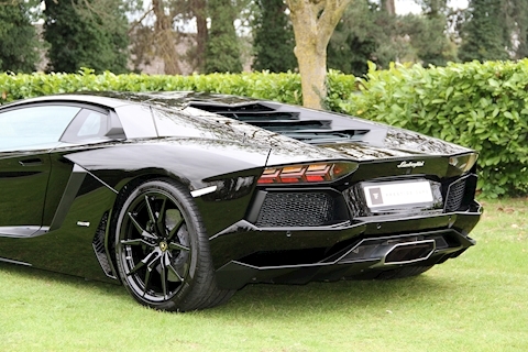 Aventador LP 700-4 Coupe