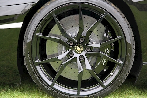 Aventador LP 700-4 Coupe