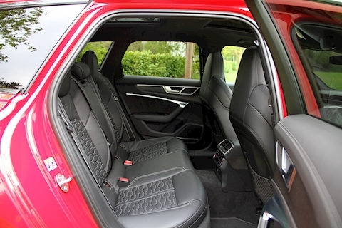 RS 6 Avant Carbon Black