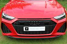 2020 Audi RS 6 Avant Carbon Black 