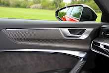 2020 Audi RS 6 Avant Carbon Black 
