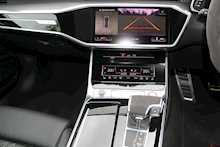 2020 Audi RS 6 Avant Carbon Black 
