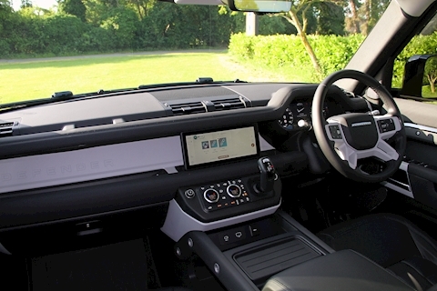 Defender 110 2.0 SD4 SE with Chelsea Truck Company Enhancements