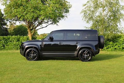 Defender 110 2.0 SD4 SE with Chelsea Truck Company Enhancements