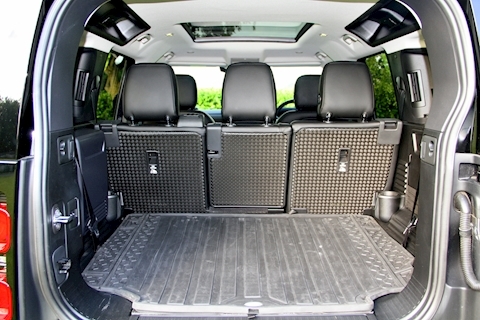 Defender 110 2.0 SD4 SE with Chelsea Truck Company Enhancements